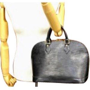 🔥🔥LOUIS VUITTON🔥🔥EPI ALMA BAG🔥🔥🔥